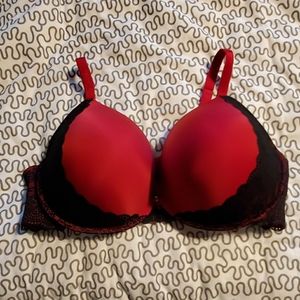 Torrid 48DDD PushUp Plunge Bra Red with Black lace